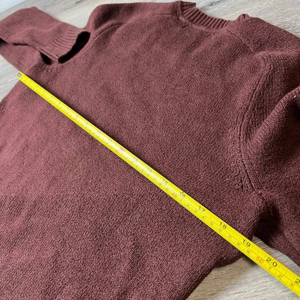 Banana Republic Sweater Mens M Burgundy Maroon Raglan Crewneck Cotton Blend Knit